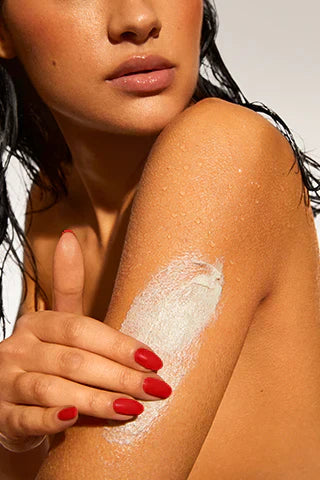 How To Fix Patchy Tan Quickly Without Taking It Off