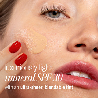 Ultra Light Liquid Mineral Sunscreen with Zinc Oxide SPF 30